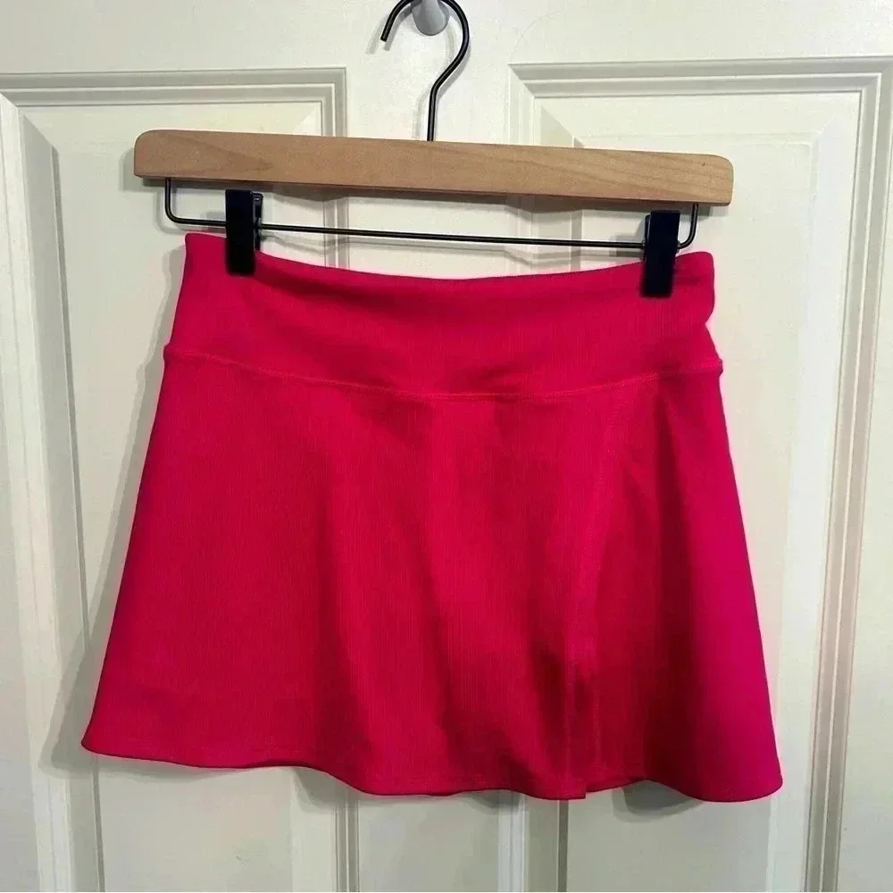 Barely worn Old Navy size 14-16 active skort for girls. Like new! Bright pink. - Picture 2 of 9